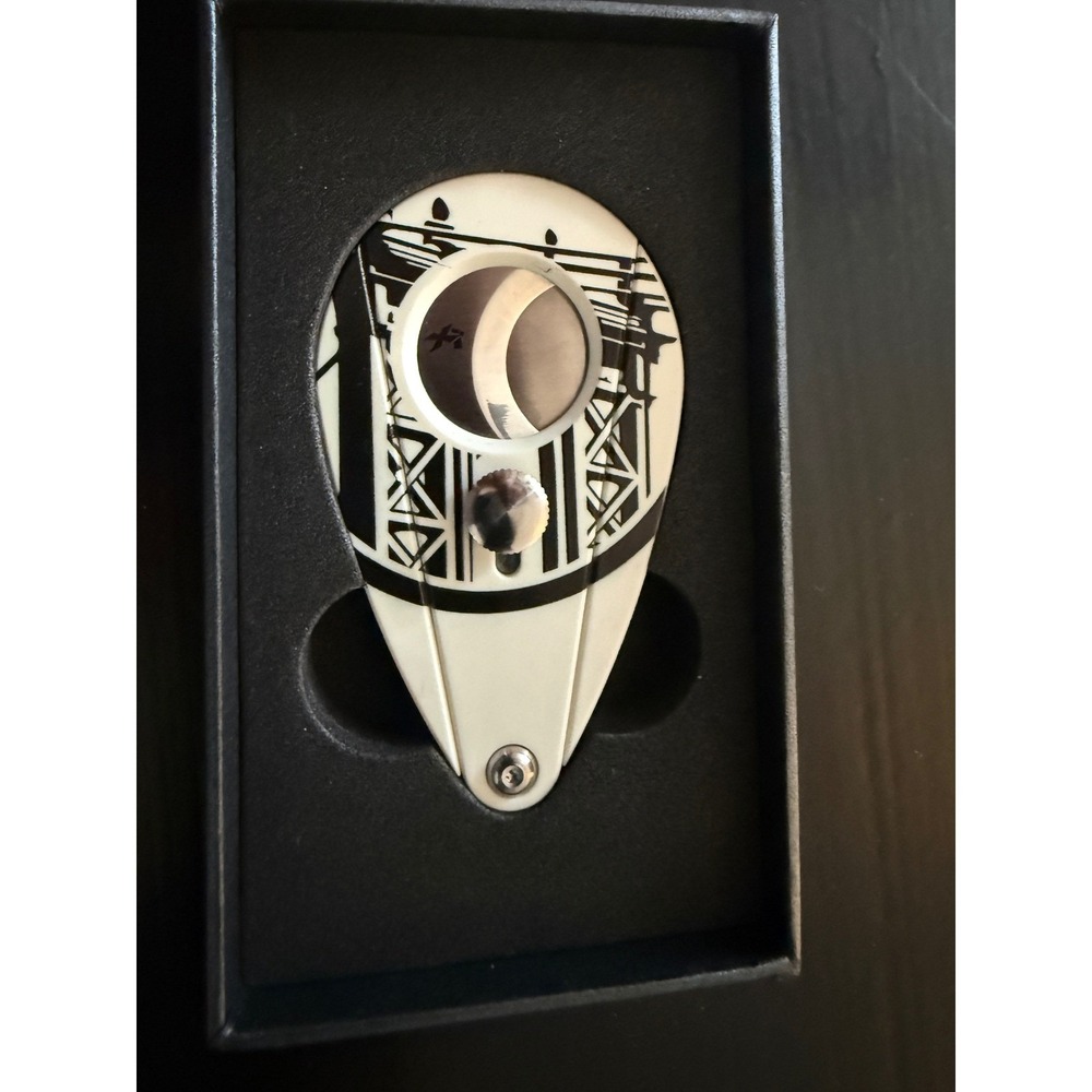 Xikar Xi2 Cigar Cutter Blackened by Drew Estate Limited Edition White Black